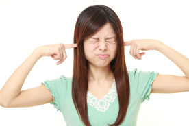 もう隣人の騒音に悩まない！賃貸でもできるお手軽防音対策6選